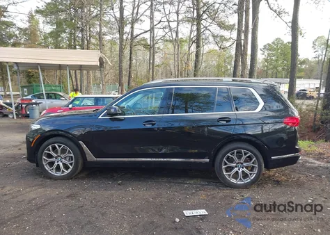 2020 BMW X7 xDrive40I z USA, uszkodzony, nr VIN 5UXCW2C08L9A02096